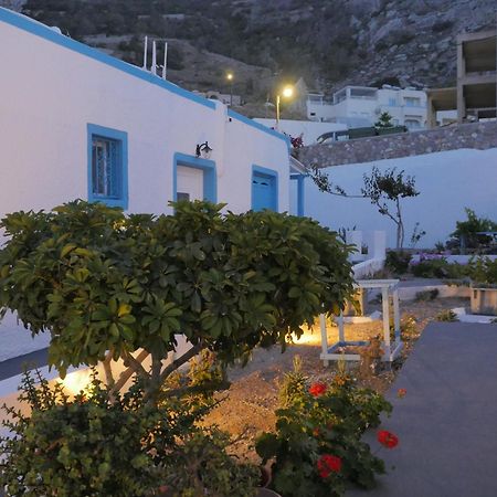 Ancient Thera Apartments Kamári Buitenkant foto